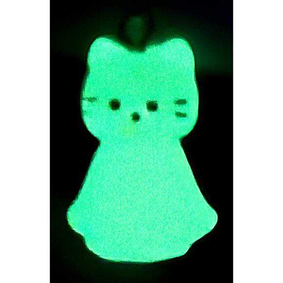 Cat Lover Glow in the Dark Keychain Durable Easy Screw Keyring Unique Kitty Gift - Picture 8 of 8